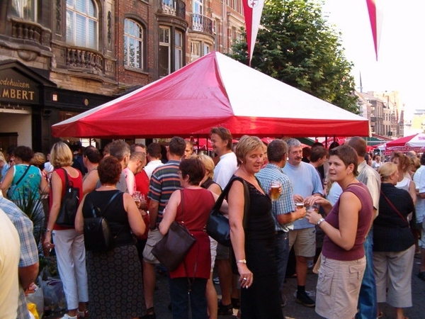 JAARMARKT 2004 006