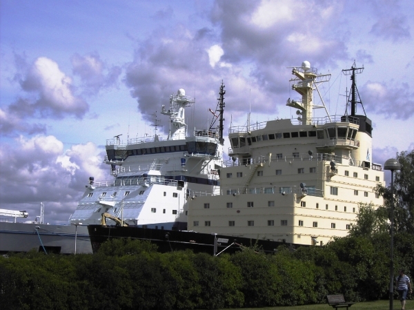 074-HELSINKI-TOUR-05-IJSBREKERS