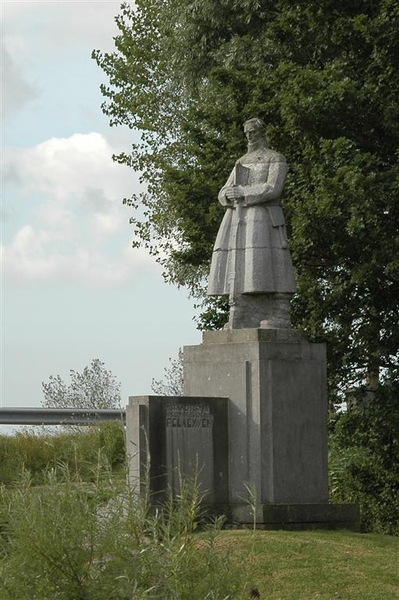 DSC_9758-20120906_103616