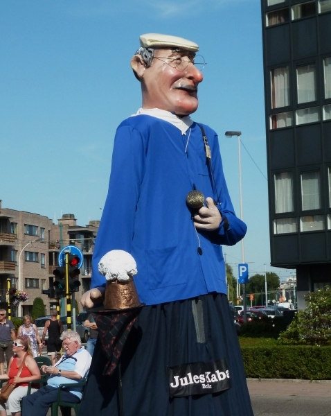 Antwerp, folklore, Deurne reuzen