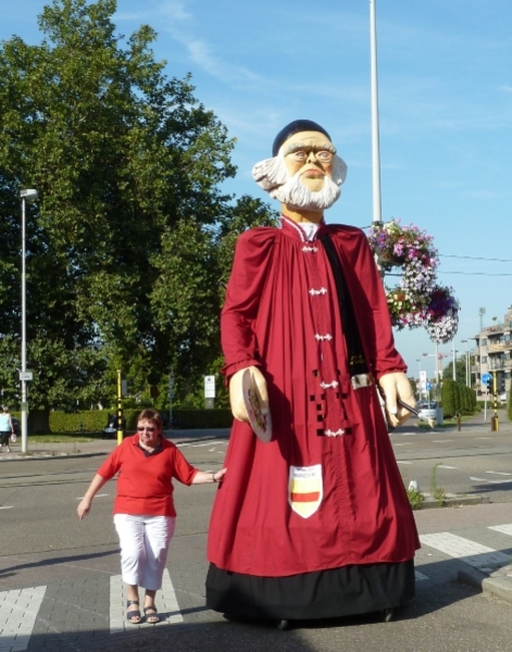 Antwerp, folklore, Deurne reuzen