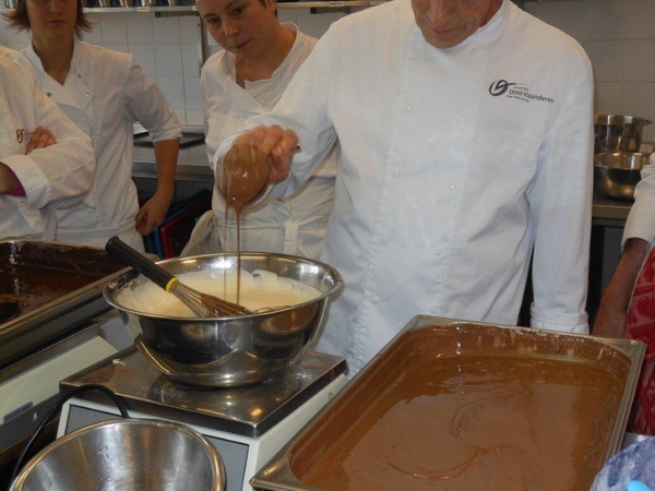 donderdag 6 december & friday 7 dec 014