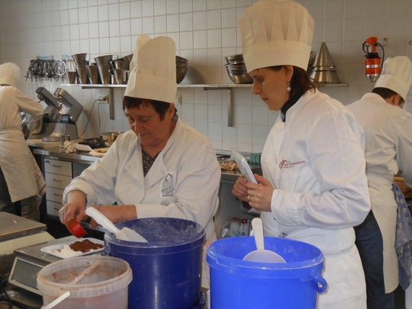 beslagen en cakes en bavarois 005