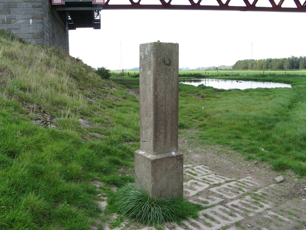 Brug Emmerich in beeld