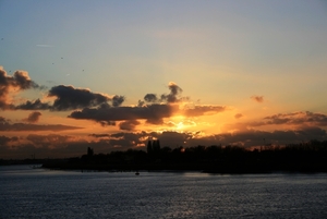 Zonsondergang aan de Schelde