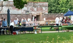 Kruitmagazijn en boekenstanden