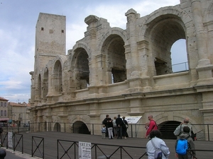 2 Arles 023