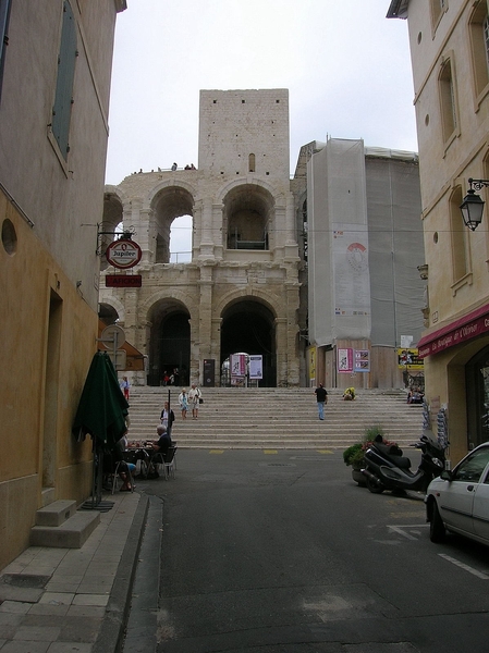 2 Arles 024