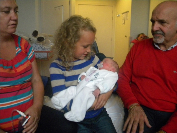 Mait� met zusje