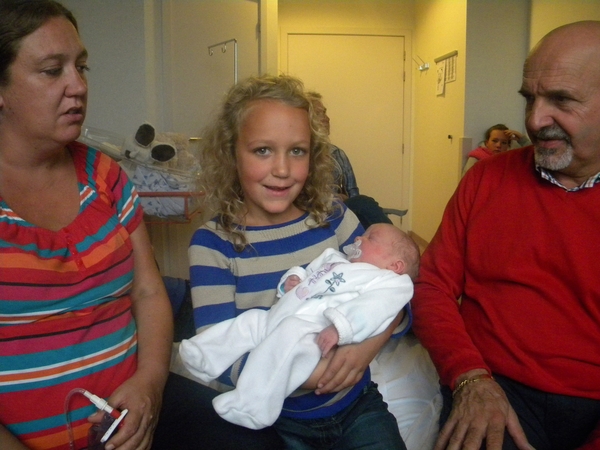 Mait� met zusje