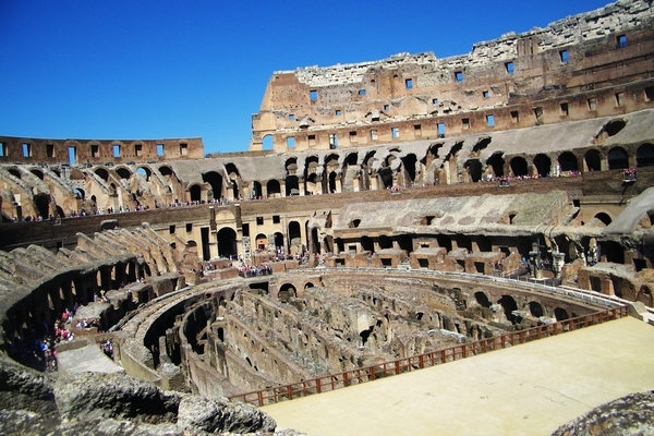 keizer, Romeinse volk, gladiatoren,slaven, dieren, iedereen had e