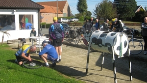 Fietsen Westuit Meerbeke 2012 060