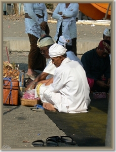 Ceremonie aan de zee