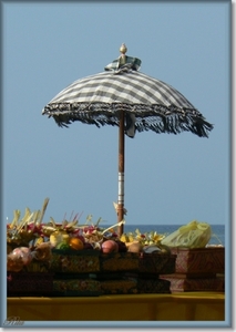 Ceremonie aan de zee