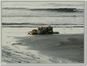 Ceremonie aan de zee