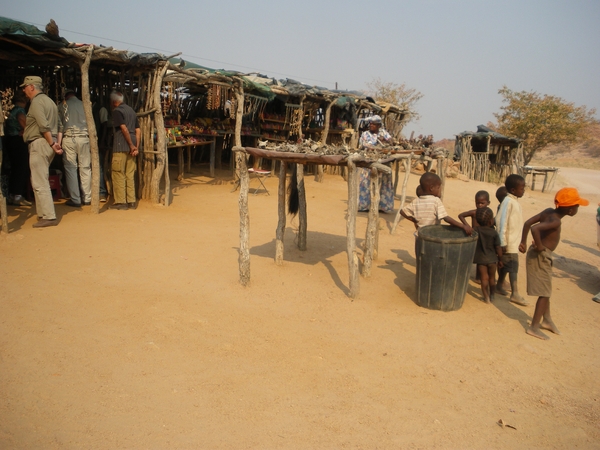 3. Marktje in Damaraland