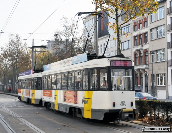 7061-7093 lijn 24 ITALIËLEI 20121024_2