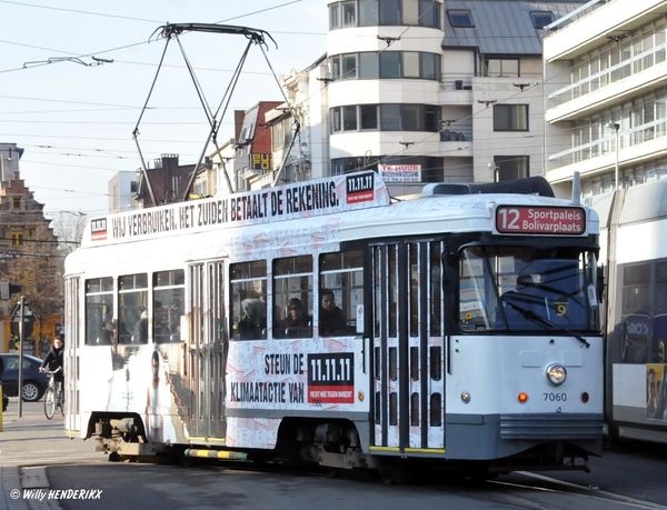 7060  lijn 12 '11.11.11' FRANKLIN ROOSEVELTPLAATS 20130218_1