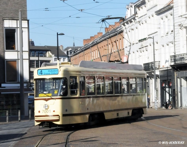 7001 lijn 4 LEOPOLDPLAATS 20130304_4