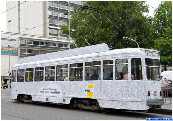 7042 lijn 11 FR. ROOSEVELTPLAATS 20120802_5