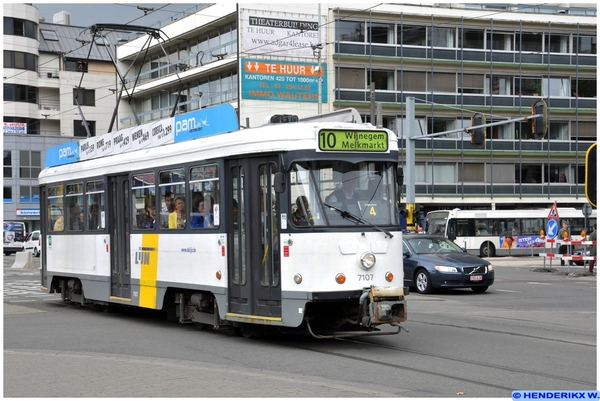 7107 lijn 10 FR. ROOSEVELTPLAATS 20120802