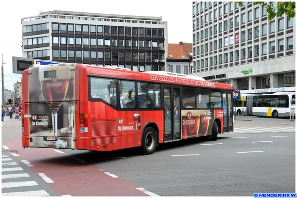 102503 lijn 427 FR. ROOSEVELTPLAATS 20120802 (4)