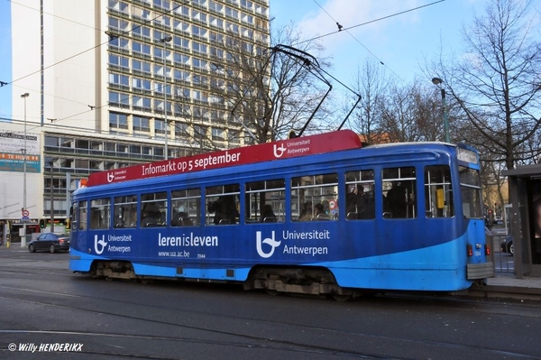 7044 lijn 11 'UNIVERSITEIT ANTWERPEN'  FR. ROOSEVELTPLAATS 201212