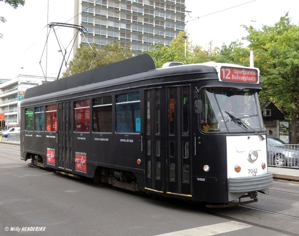 7042 Fr. ROOSEVELTPLAATS 20130919_2 lijn 12