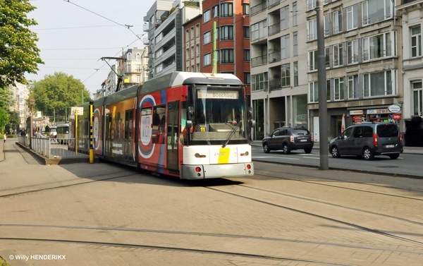 7201 'VIER' MECHELSESTEENWEG 20140425 lijn15 (2)