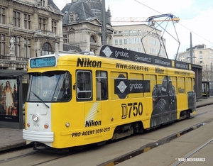 7016 'NIKON D750' NATIONALE BANK 20150327 op lijn 4_1