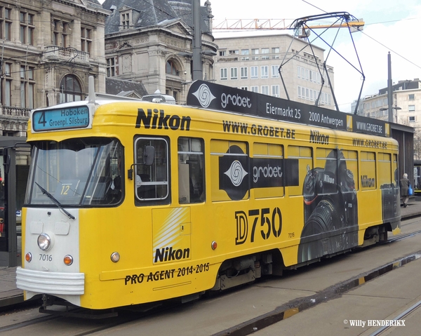 7016 'NIKON D750' NATIONALE BANK 20150327 op lijn 4_2