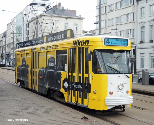 7016 'NIKON D750' NATIONALE BANK 20150327 op lijn 4_3