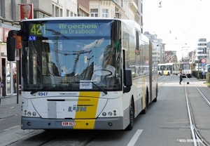 4947 lijn 421 Broechem GEMEENTESTRAAT 20150415_1