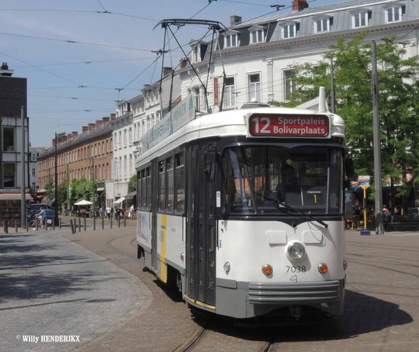 7038 op lijn 12 LEOPOLDPLAATS 20150625