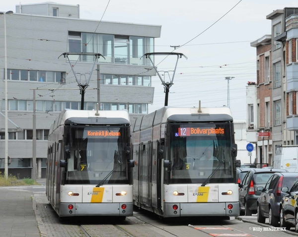 7281 (lijn6) & 7233 (lijn12)  VANDERDELFSTRAAT 20150628