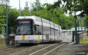 7282 (lijn2) Open helling voor halte 'HALEWIJN' 20150628