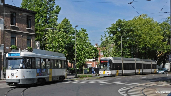 7018 lijn 4 & 7204 lijn 9 GITSCHOTELLEI 20150611