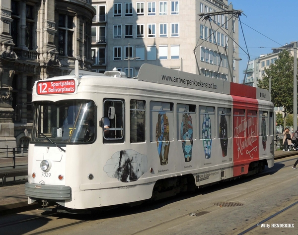 7029 lijn12 'KOEKENSTAD' Halte NATIONALE BANK 20151001_2