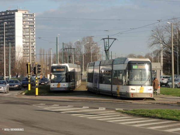 7227 & 7267 lijn10 halte 'HOF TER LO' 20160119 14u43