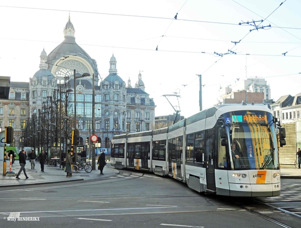 7313 'L_RIJSCHOOL' KONINGIN ASTRIDPLEIN 20160108 12u02