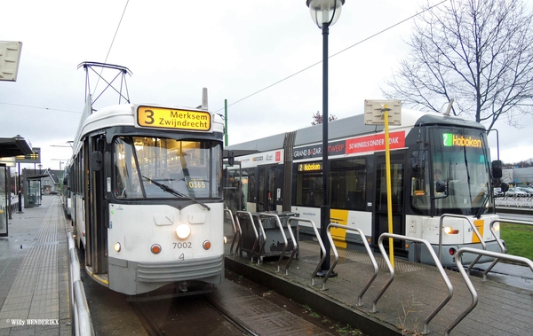 7002 lijn3 & 7260 lijn2 Halte P+R FORTSTEENWEG 20160209 17u04_2