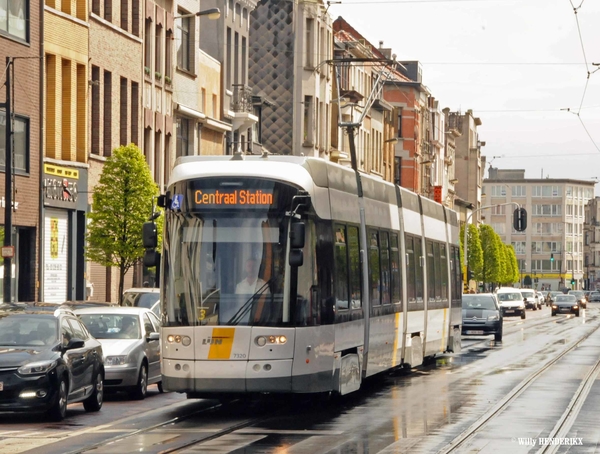 7320 lijn24 beperkt tot Cetraal Station wegens werken TUNRHOUTSEB