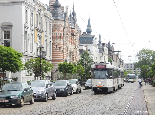 7069-7133 lijn24 COGELS OSYLEI 20160521 (1) 15u37