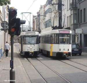 7164 lijn11 & 7157 lijn24 DRAAKSTRAAT 20160521 15u03