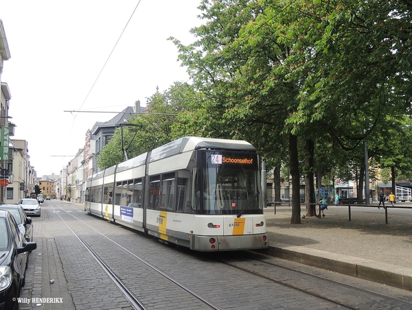 7261 LIJN 24 DAGERAADPLAATS 20160521 15u14