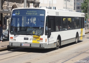 4104 lijn13 Halte NATIONALE BANK 20160609 13u44