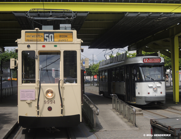 9994 & 7030 lijn12 BOLIVARPLAATS 20160717 (2)_bewerkt-1