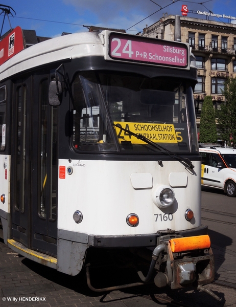 7160 lijn24 KONINGIN ASTRIDPLEIN 20170418 11u41