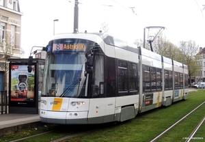 7325 lijn8 halte MUGGENBERG 20170418 12u52