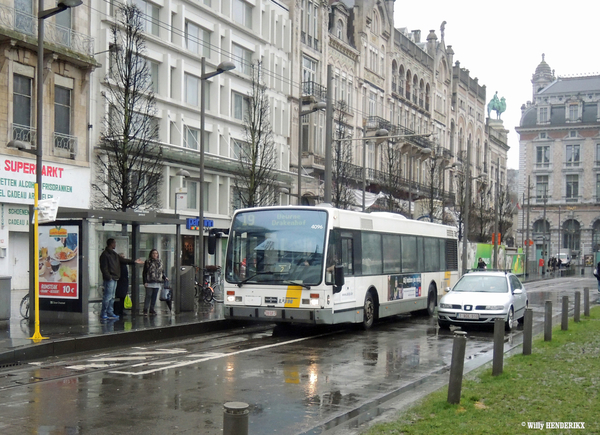 4096 lijn19 KONINGIN ASTRIDPLEIN 20160304 (1)11u15_bewerkt-2kopie